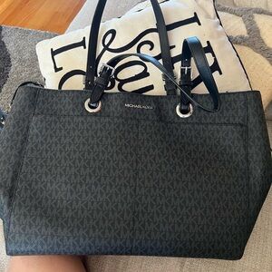 Totes Black Signature Tote